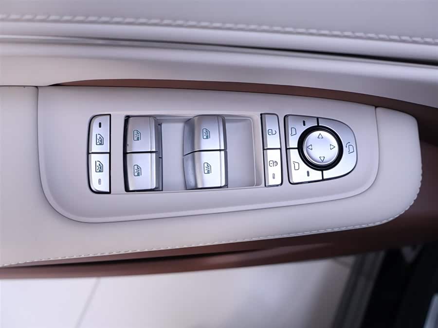 BYD Xia 2025 #18 BYD Xia 2025 immagine di auto #18