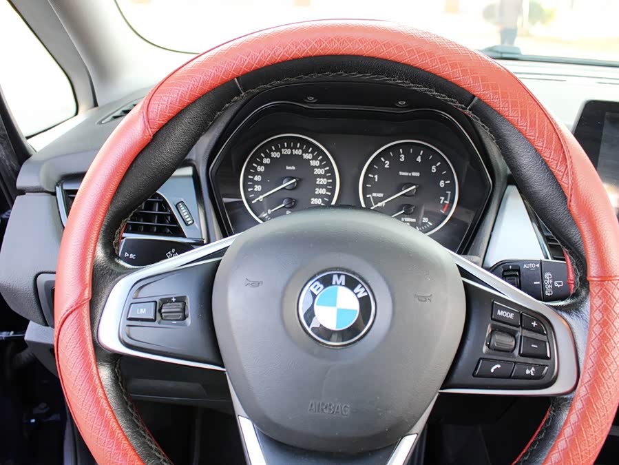 BMW 2 Series Gran Tourer 2017 صورة سيارة #18