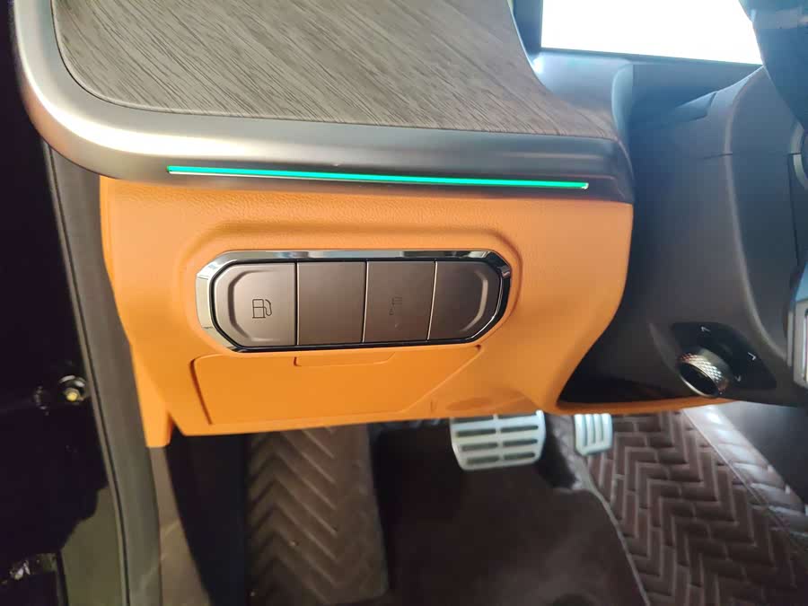 Tank 500 New Energy 2023 #18 Tank 500 New Energy 2023 car image #18