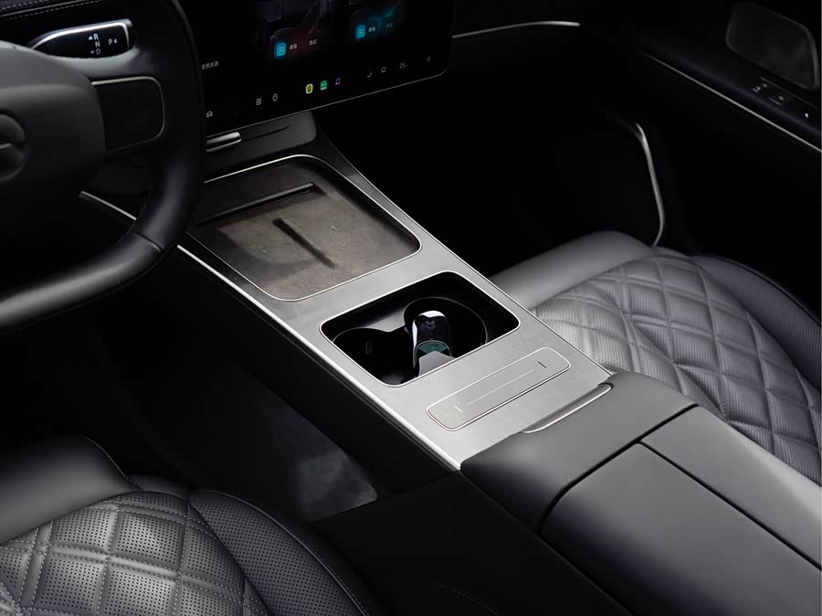 蔚来 蔚来ET9 2025 汽车图片 #18