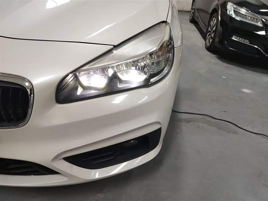 BMW 2 Series Gran Tourer 2015 car image #18