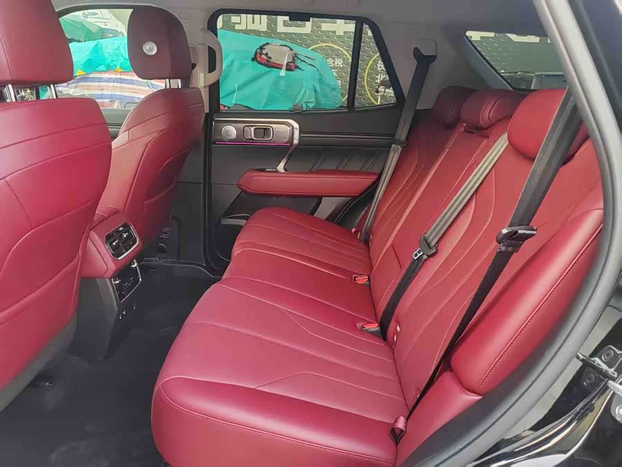 Tank 400 New Energy 2025 #18 Tank 400 New Energy 2025 car image #18