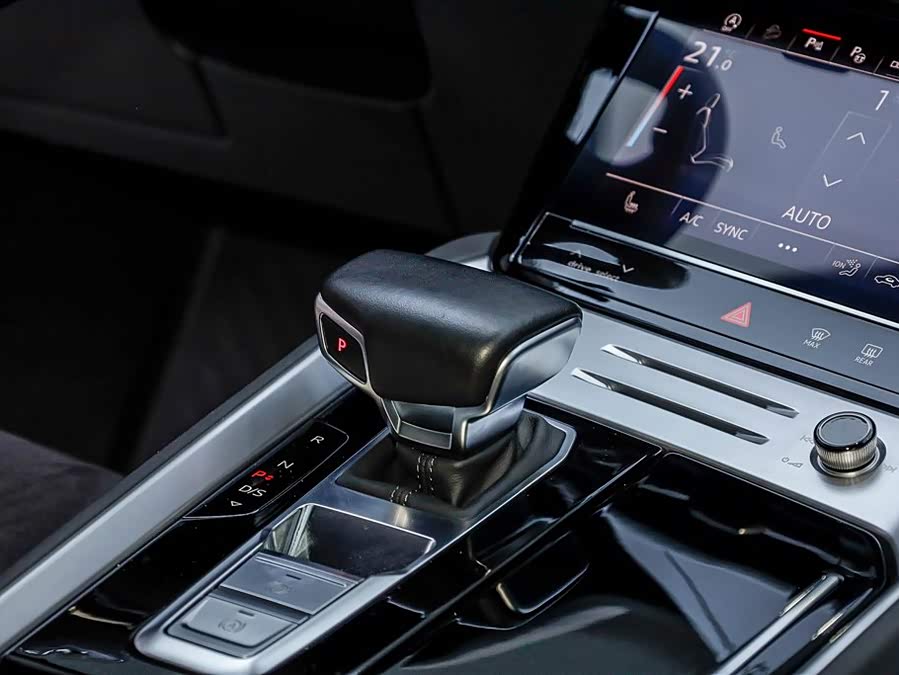 Audi Q6 2024 image de voiture #18