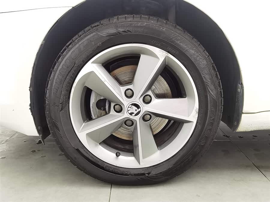 Skoda Octavia 2016 car image #18