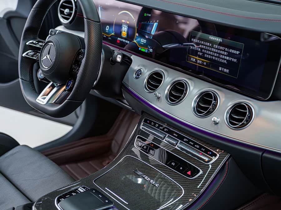 Mercedes-Benz E AMG 2022 صورة سيارة #18