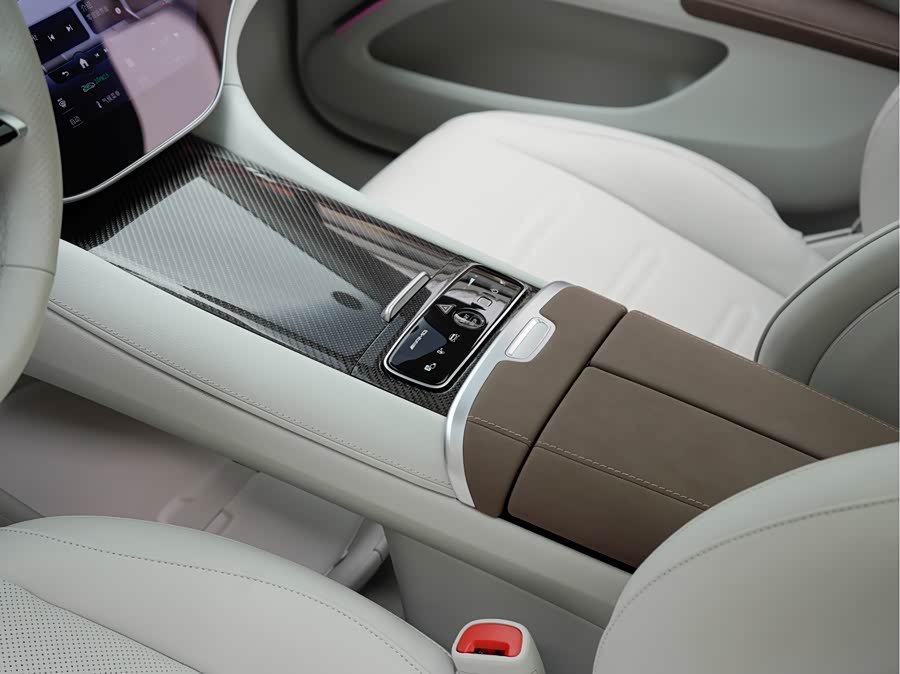 Mercedes-Benz EQS AMG 2024 #18 Mercedes-Benz EQS AMG 2024 car image #18