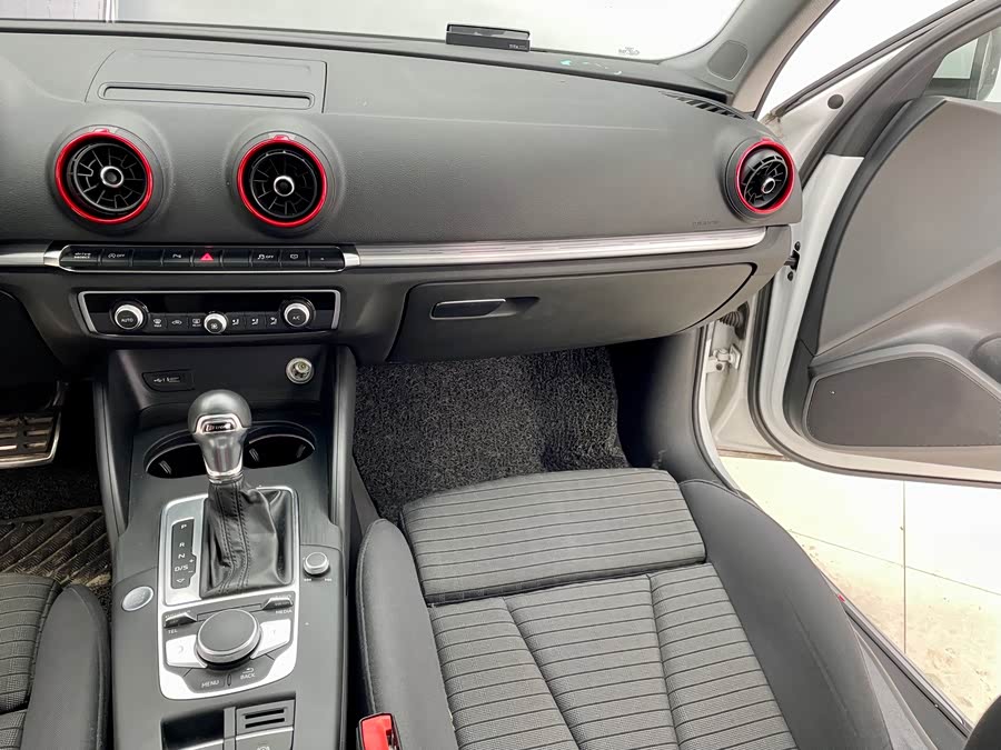 奥迪 奥迪A3 2019 汽车图片 #18