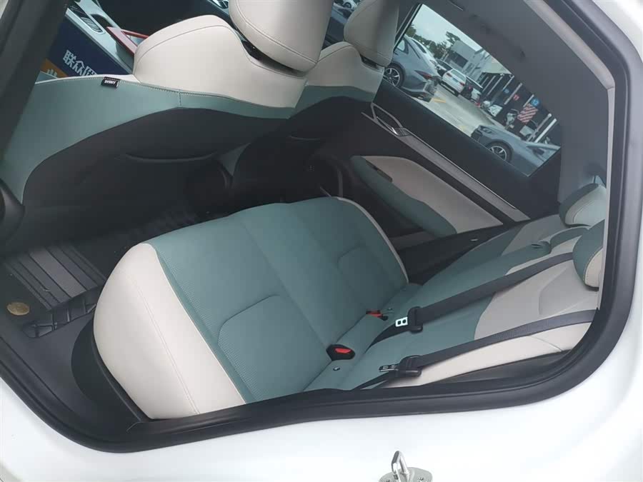 GEELY Emgrand L HiP 2023 #18 GEELY Emgrand L HiP 2023 car image #18