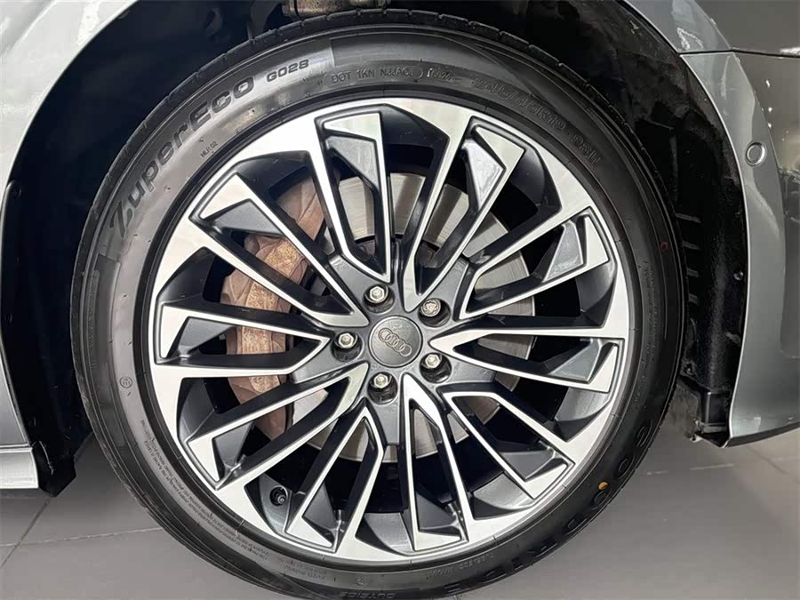 Audi A6L New Energy 2020 immagine di auto #18