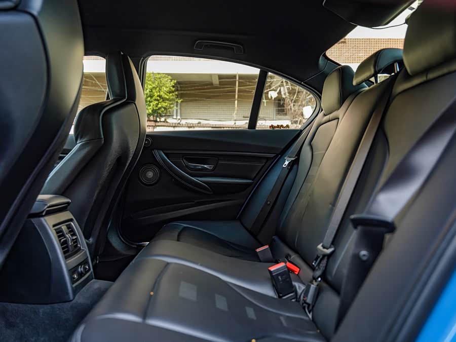 BMW M3 2018 car image #18