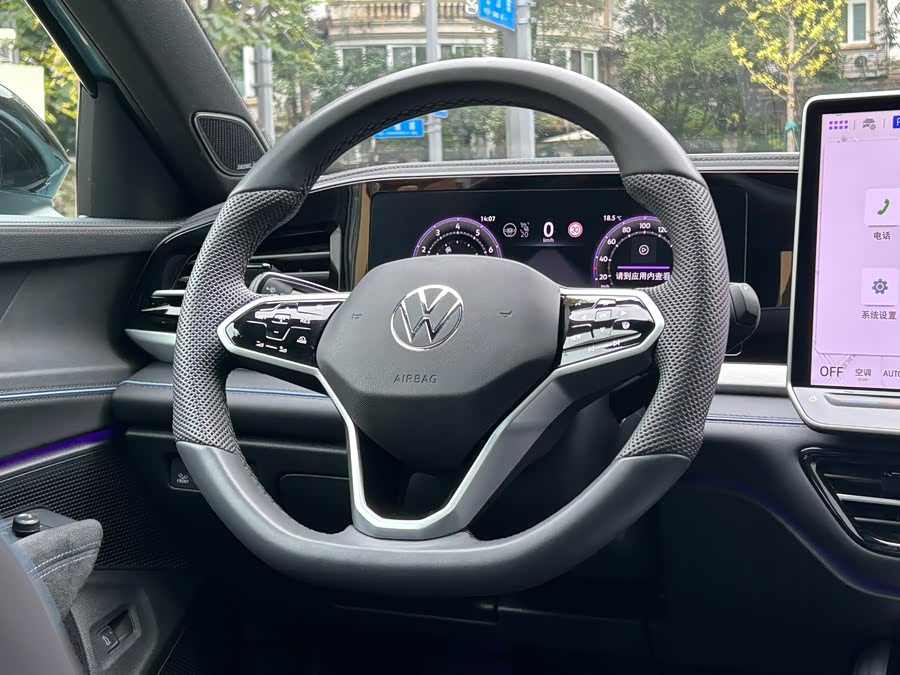 Volkswagen Passat 2024 изображение автомобиля #18