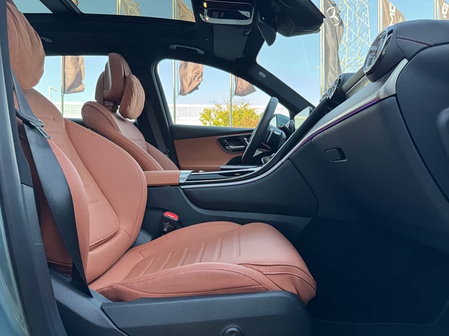 Mercedes-Benz GLC Class 2024 car image #18