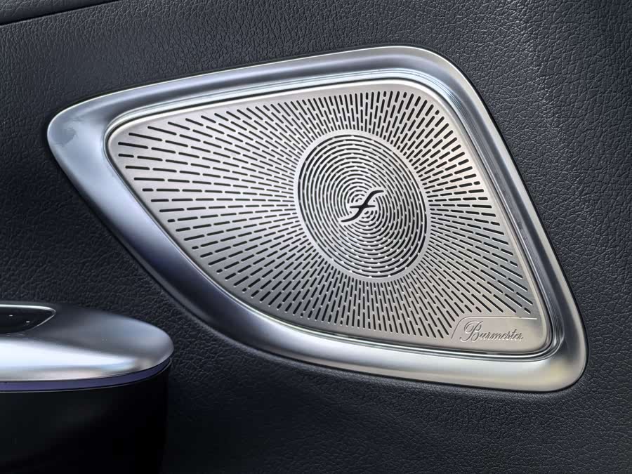 Mercedes-Benz C Class 2023 car image #18
