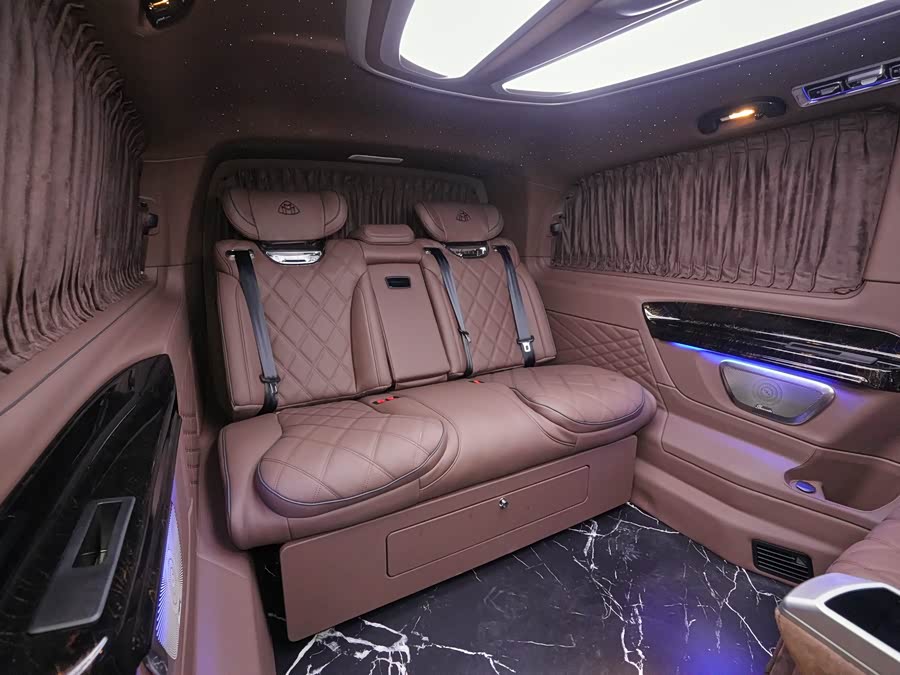 Mercedes-Benz Vito 2025 car image #18