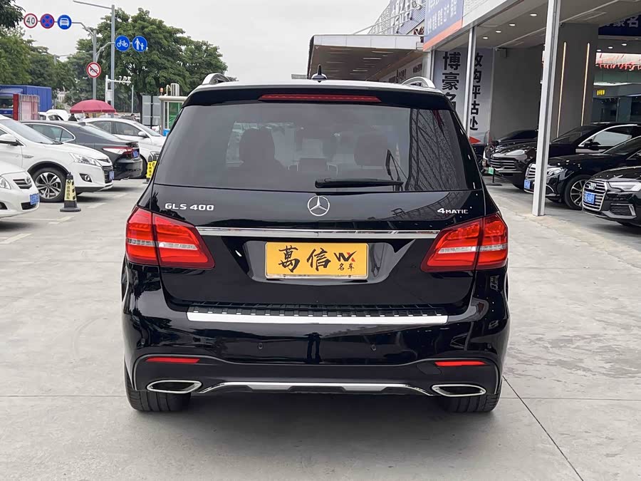 Mercedes-Benz GLS Class 2018 car image #18