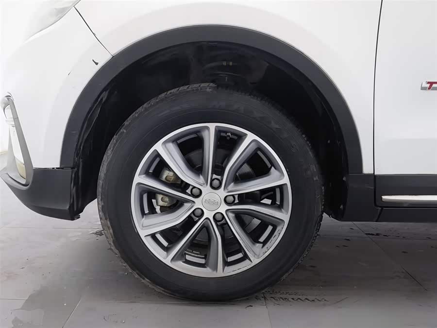 GEELY Boyue 2022 car image #18