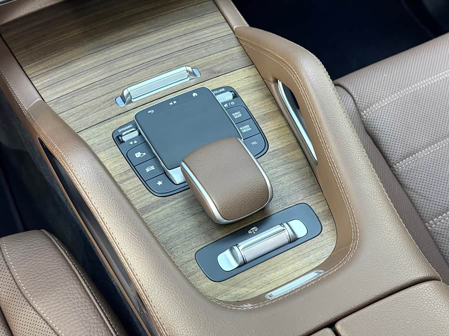 Mercedes-Benz GLS Class 2023 car image #18