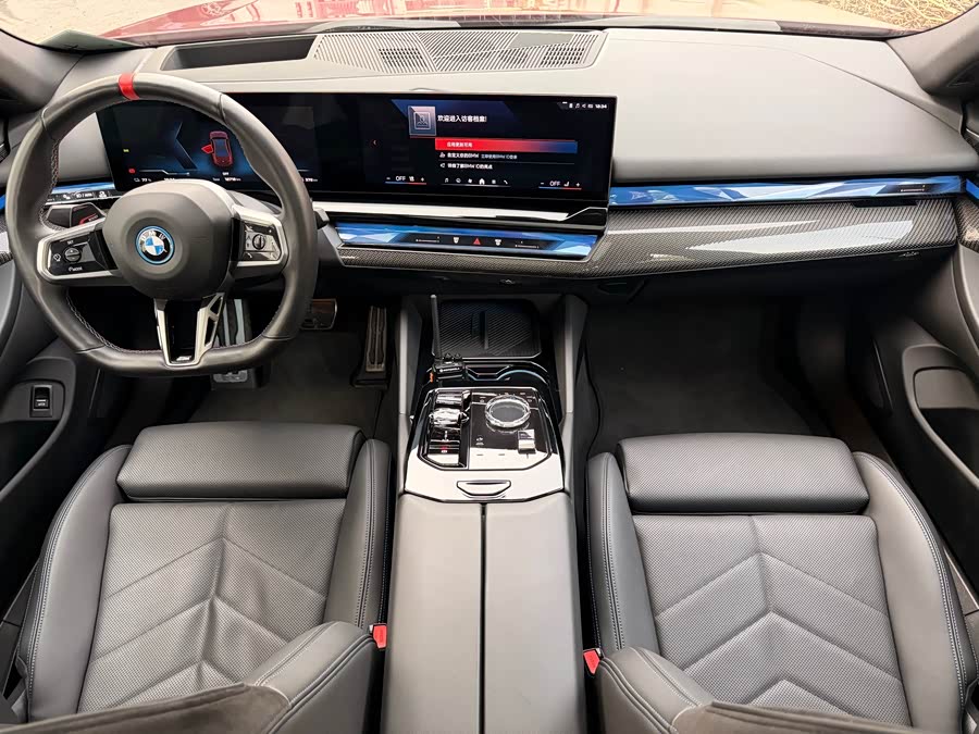 BMW i5 M60 2024 car image #18
