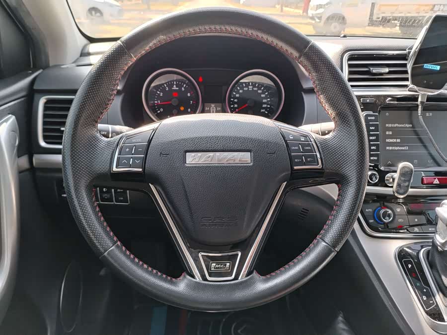 Haval M6 2017 car image #18