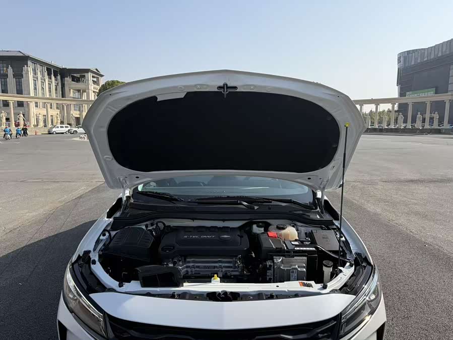 雪佛兰 科鲁泽 2023 汽车图片 #18