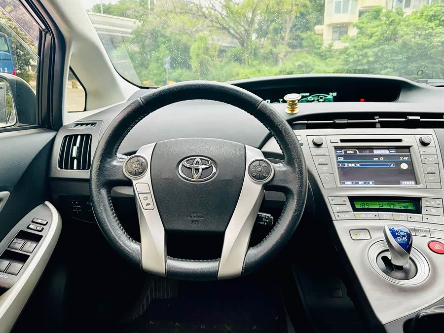 Toyota Prius 2013 immagine di auto #18