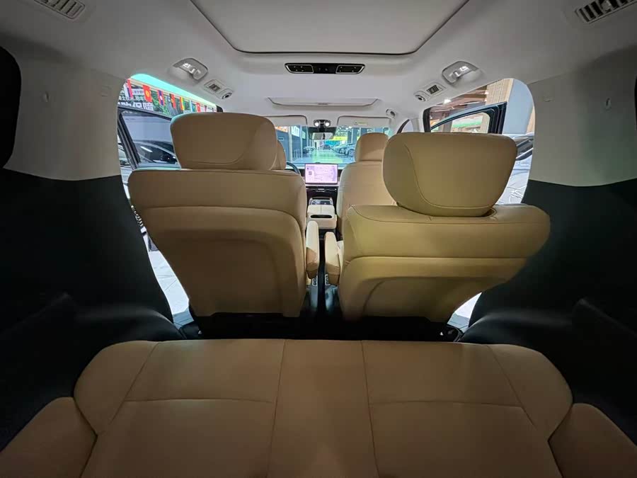 GAC Trumpchi E8 New Energy 2023 #18 GAC Trumpchi E8 New Energy 2023 car image #18