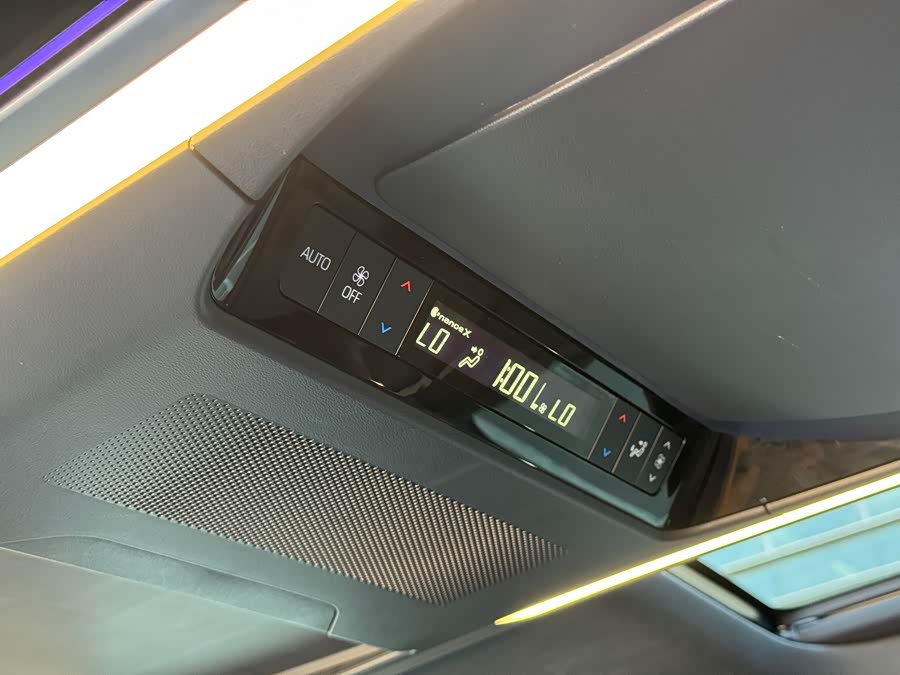 丰田 威尔法 2023 汽车图片 #18