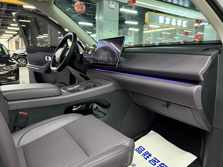 零跑汽车 零跑C10 2025 汽车图片 #18