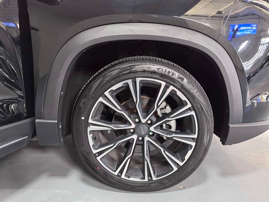 Jetour X90 PRO 2024 car image #18