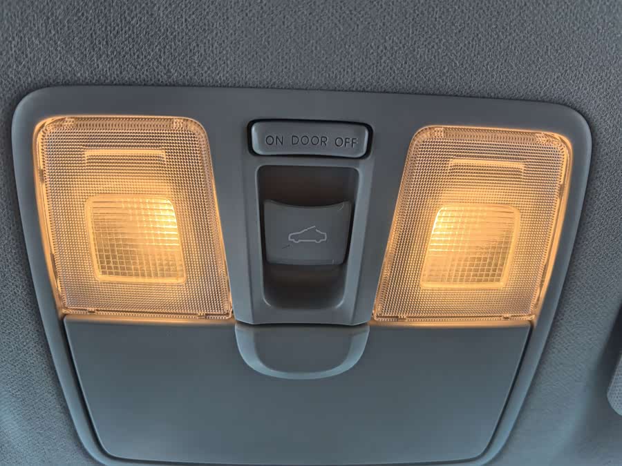 Hyundai Mistra 2014 #18 Hyundai Mistra 2014 car image #18