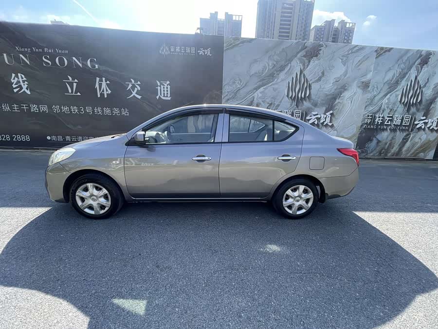 Nissan Sunny 2012 car image #18