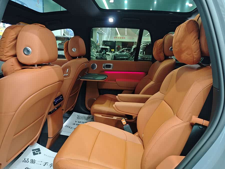 Li L8 2025 изображение автомобиля #18