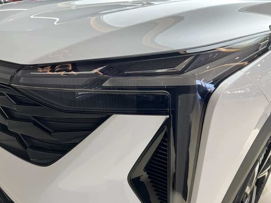 GEELY Monjaro MHEV 2023 car image #18