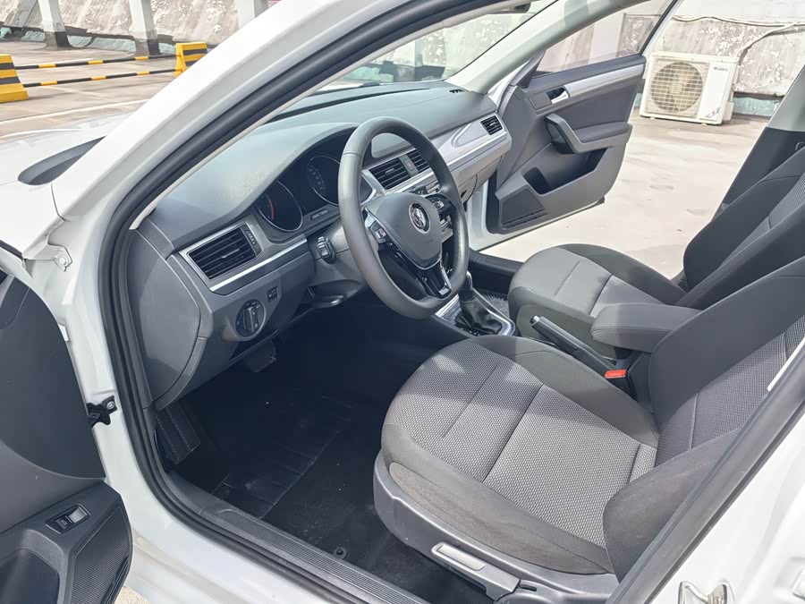Volkswagen Bora 2020 car image #18