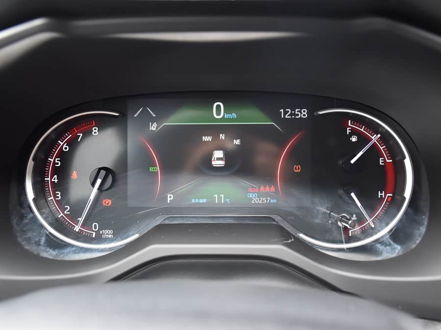 Toyota RAV4 2023 #18 Toyota RAV4 2023 immagine di auto #18