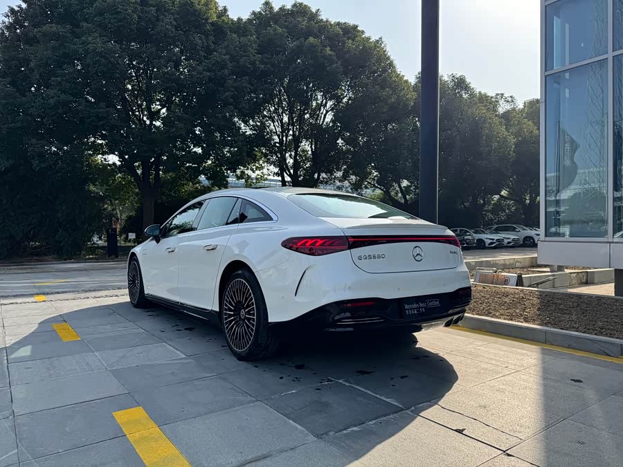 Mercedes-Benz EQS Class 2023 car image #18