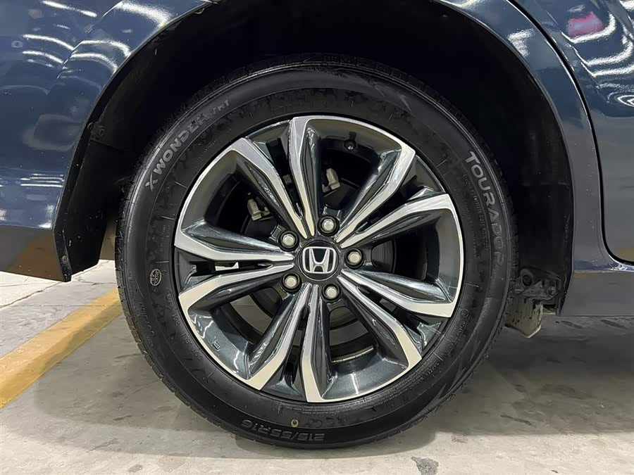 Honda Envix 2022 صورة سيارة #18