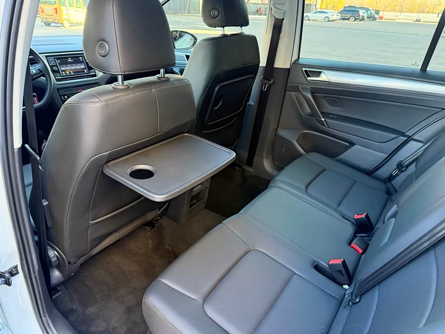 Volkswagen Golf Sportsvan 2020 imagem de carro #18