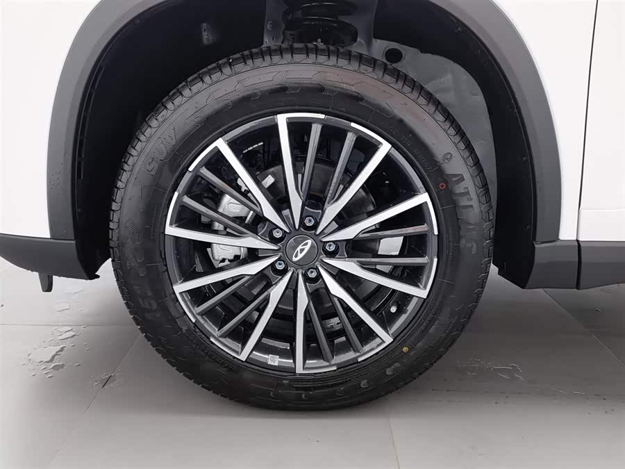 Chery Tiggo 8 2025 صورة سيارة #18