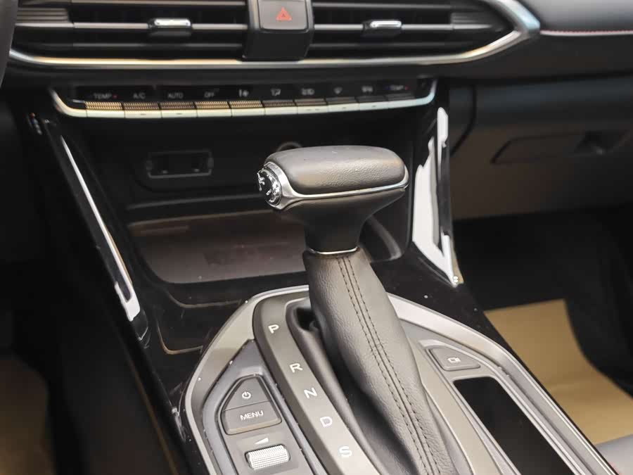 GAC Trumpchi GS4 2021 #18 GAC Trumpchi GS4 2021 صورة سيارة #18