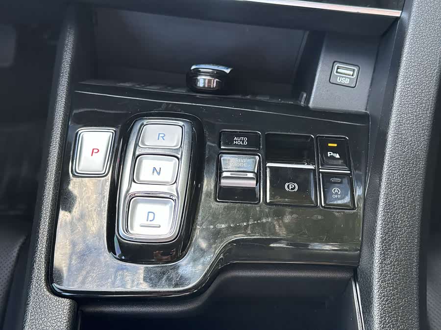 Hyundai Sonata 2020 immagine di auto #18