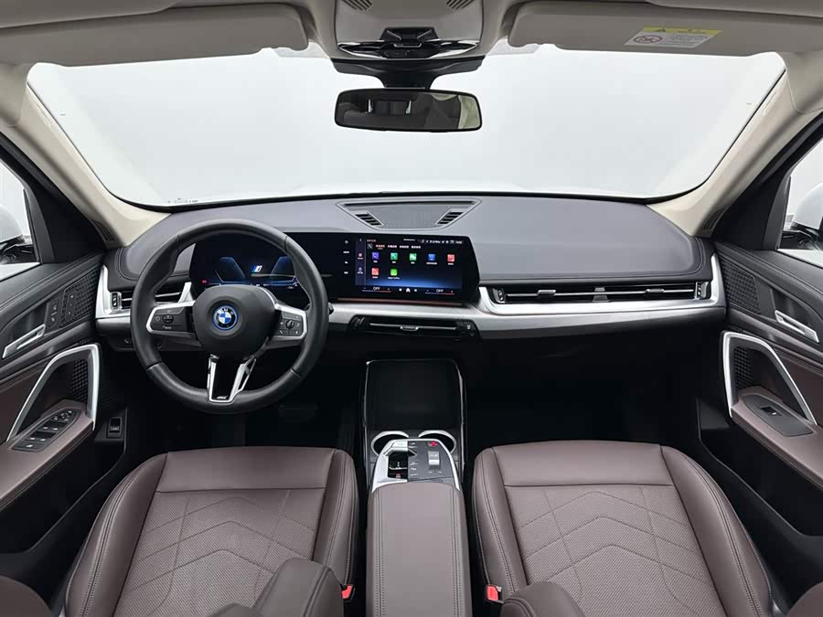 BMW iX1 2024 #18 BMW iX1 2024 imagem de carro #18