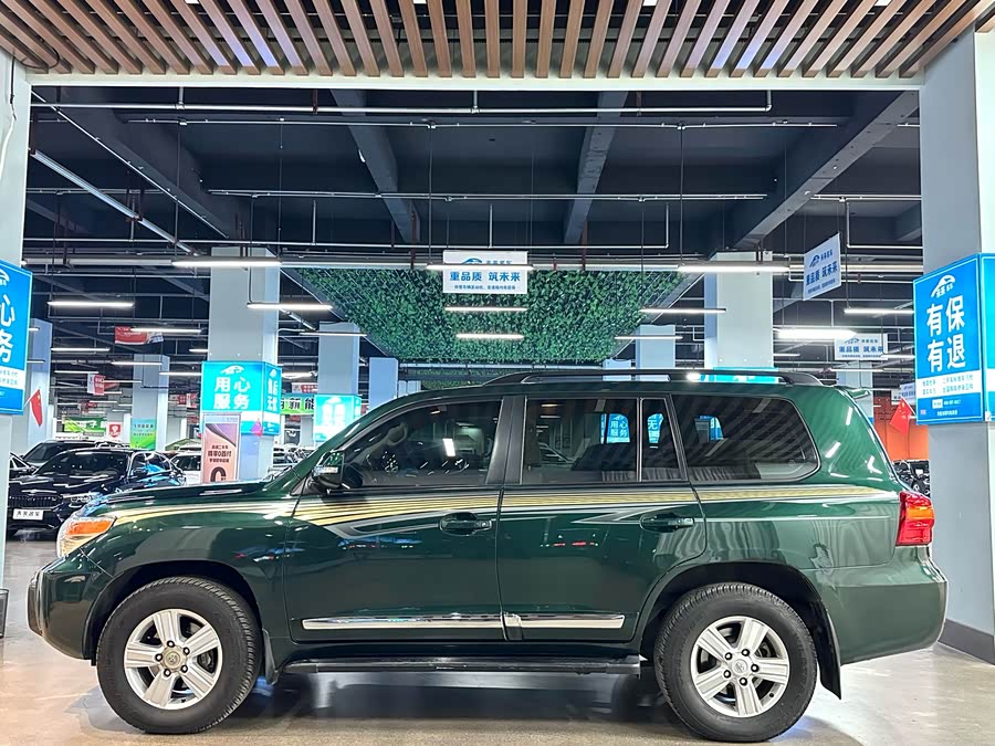 丰田 兰德酷路泽 2016 汽车图片 #18