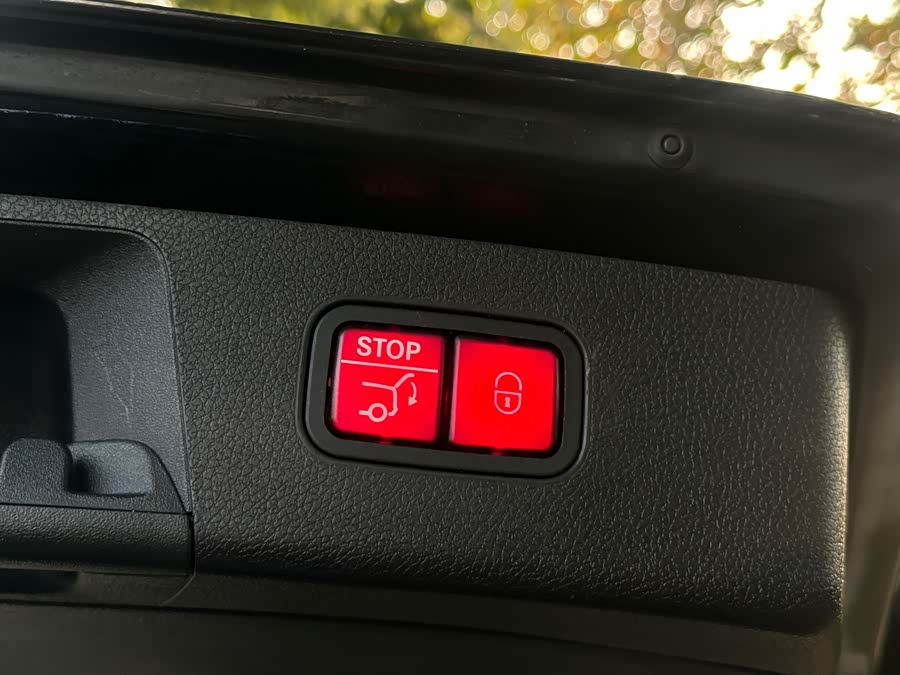 Mercedes-Benz GLK Class 2014 immagine di auto #18