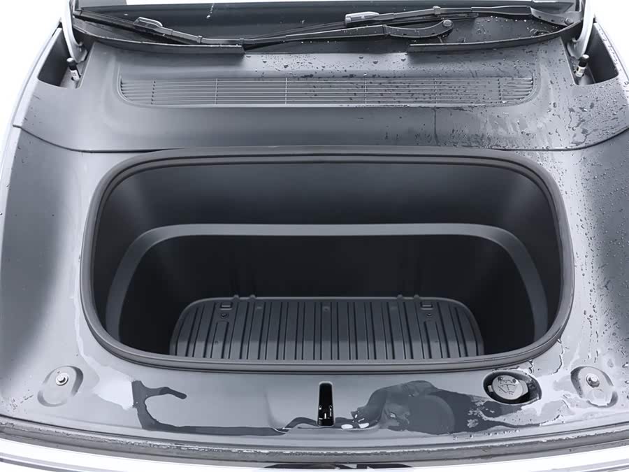 特斯拉 Model Y L 2025 汽车图片 #18