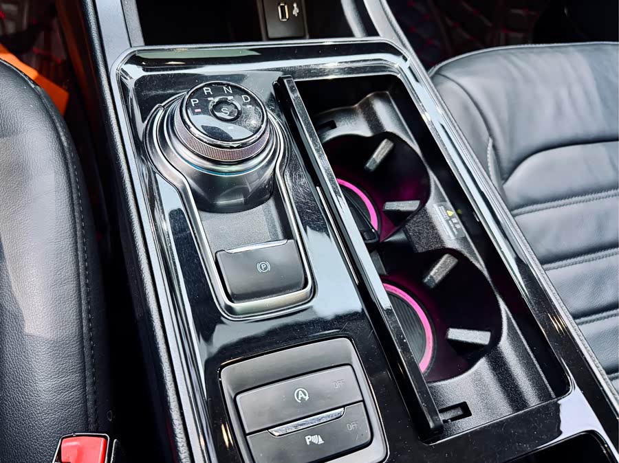 Ford Edge 2020 car image #18
