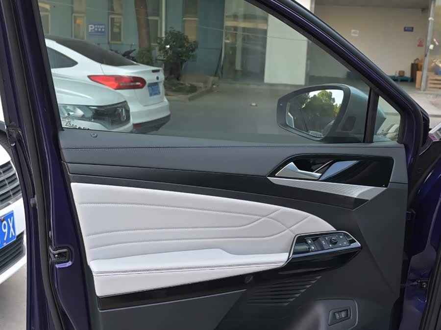 Volkswagen ID.6 X 2021 #18 Volkswagen ID.6 X 2021 car image #18