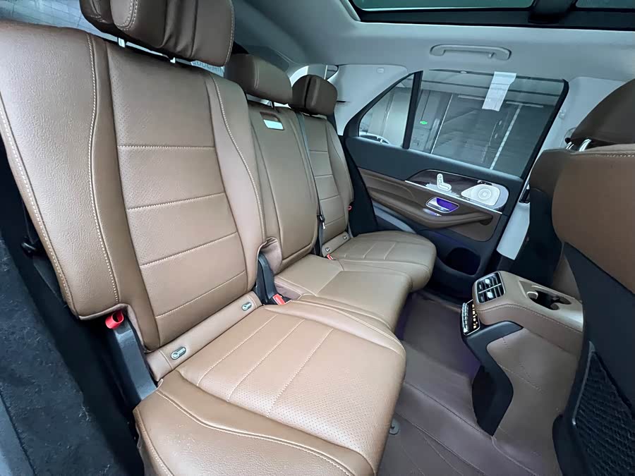 Mercedes-Benz GLE Class 2025 صورة سيارة #18