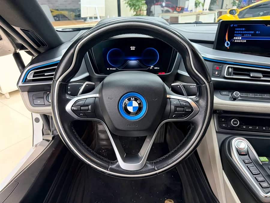 BMW i8 2015 صورة سيارة #18