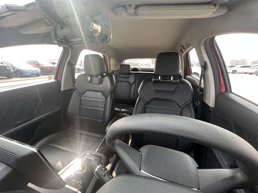 BYD e2 2019 изображение автомобиля #18